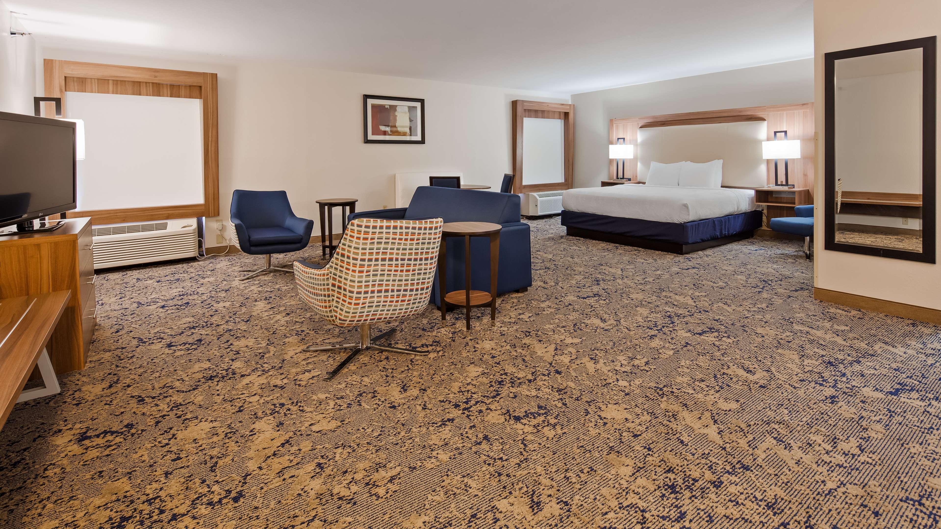 Best Western Plus Kansas City Airport - Kci East Exterior foto